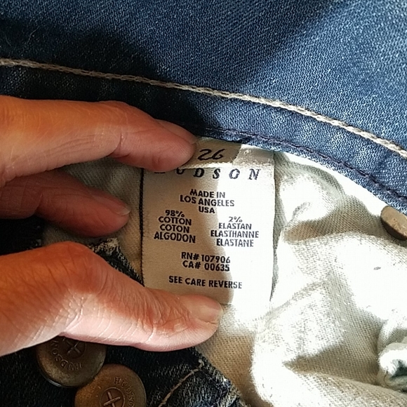 Hudson Signature Bootcut Distressed Size 26 - Picture 5 of 6